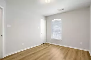 20006 Sterling Falls Dr, Katy, TX 77449 - Photo 18