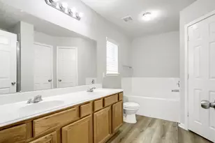 20006 Sterling Falls Dr, Katy, TX 77449 - Photo 14