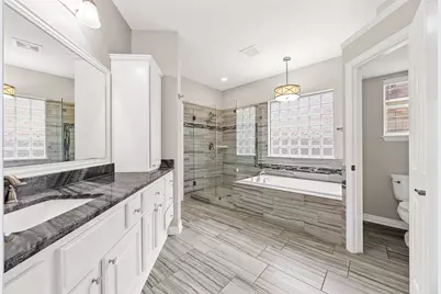 6 Villa Canyon Place, The Woodlands, TX 77382 - Photo 14