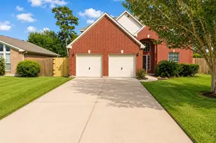 619 Harbor Mist Dr, Crosby, TX 77532 - Photo 1