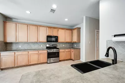 619 Harbor Mist Drive, Crosby, TX 77532 - Photo 14