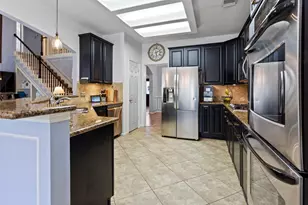 111 Casual Shore Ct, League City, TX 77573 - Photo 12