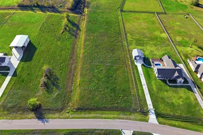 22810 Chenango Lake Drive, Angleton, TX 77515 - Photo 2