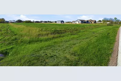 22810 Chenango Lake Drive, Angleton, TX 77515 - Photo 18