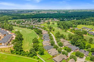 10702 Winding Green Dr, Humble, TX 77338 - Photo 48