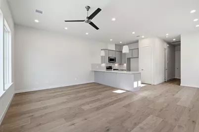 3911 Willowbend Point Drive, Houston, TX 77025 - Photo 16