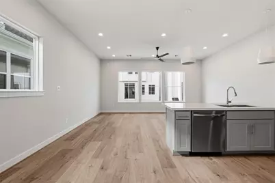 3911 Willowbend Point Drive, Houston, TX 77025 - Photo 8