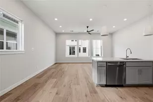 3911 Willowbend Pt Dr, Houston, TX 77025 - Photo 8