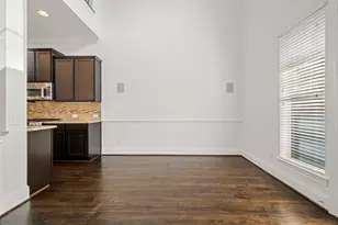 2623 Shady Woods Ln, Houston, TX 77008 - Photo 18