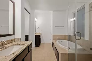 2623 Shady Woods Ln, Houston, TX 77008 - Photo 26