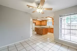 10218 Hedge Way Dr, Houston, TX 77065 - Photo 8