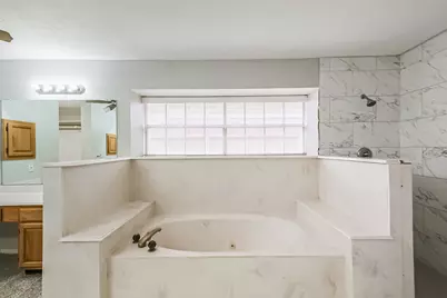 10218 Hedge Way Drive, Houston, TX 77065 - Photo 24