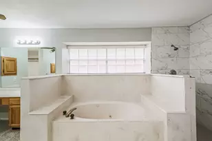 10218 Hedge Way Dr, Houston, TX 77065 - Photo 24