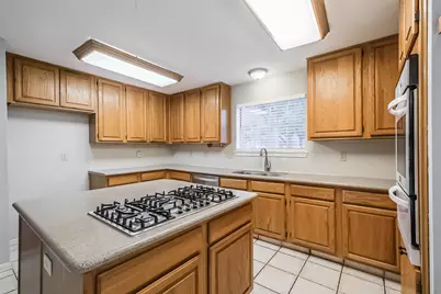 10218 Hedge Way Drive, Houston, TX 77065 - Photo 6