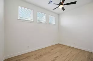 12051 Lk Vw Blvd, Mont Belvieu, TX 77523 - Photo 22