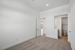 12051 Lk Vw Blvd, Mont Belvieu, TX 77523 - Photo 26