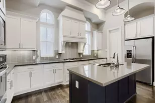 2723 Kennedy St, Houston, TX 77003 - Photo 8