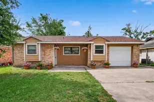 17106 Sunshine St, Houston, TX 77049 - Photo 1