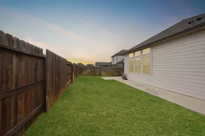 150 Solana Point Drive, Katy, TX 77493 - Photo 38