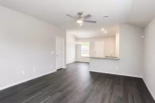 102 Bellewood Mnr Dr, Magnolia, TX 77354 - Photo 4