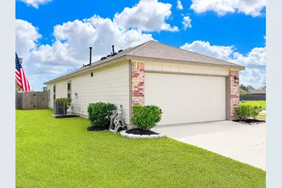 102 Bellewood Manor Drive, Magnolia, TX 77354 - Photo 2