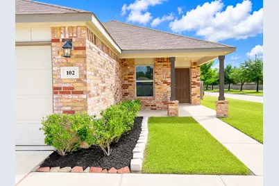 102 Bellewood Manor Drive, Magnolia, TX 77354 - Photo 2