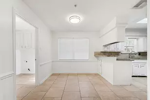 1946 Shadow Rock Dr, Houston, TX 77339 - Photo 10