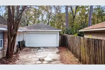 1946 Shadow Rock Drive, Houston, TX 77339 - Photo 38