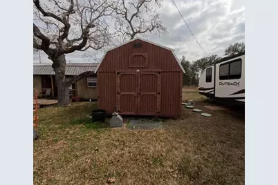 1385 Bego Road, Goliad, TX 77963 - Photo 10