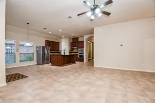 2114 Ascot Ln, Sugar Land, TX 77479 - Photo 6