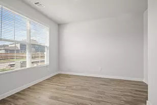 2504 Old Glory Ln, Bay City, TX 77414 - Photo 4