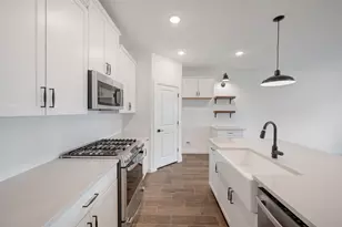 7918 Jasper Mdws Wy, Angleton, TX 77515 - Photo 6