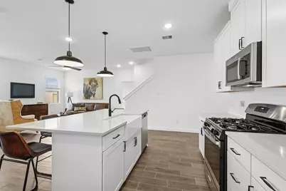 7918 Jasper Meadows Way, Angleton, TX 77515 - Photo 10