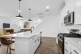 7918 Jasper Meadows Way, Angleton, TX 77515 - Photo 10