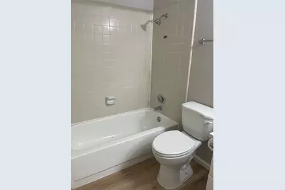 8787 Brae Acres Road #401, Houston, TX 77074 - Photo 18