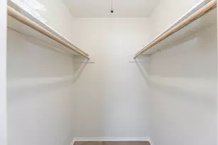 10810 Sugar Hill Dr, Houston, TX 77042 - Photo 22