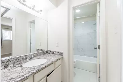 10810 Sugar Hill Drive, Houston, TX 77042 - Photo 24