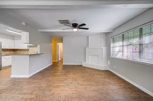 947 W Bertrand St, Houston, TX 77088 - Photo 6