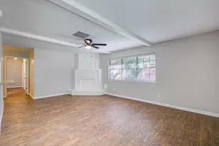 947 W Bertrand St, Houston, TX 77088 - Photo 4