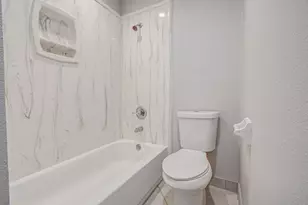 947 W Bertrand St, Houston, TX 77088 - Photo 22