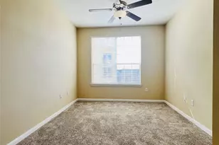 7575 Kirby Dr, Houston, TX 77030 - Photo 8