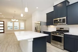 9012 Lonestar River Ln, Houston, TX 77080 - Photo 8