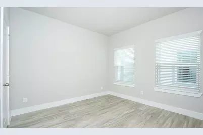 9012 Lonestar River Lane, Houston, TX 77080 - Photo 10