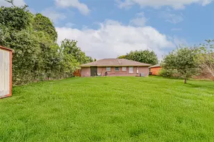 230 Bizerte St, Houston, TX 77022 - Photo 30