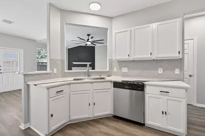 16311 Yabbie Drive, Sugar Land, TX 77498 - Photo 14