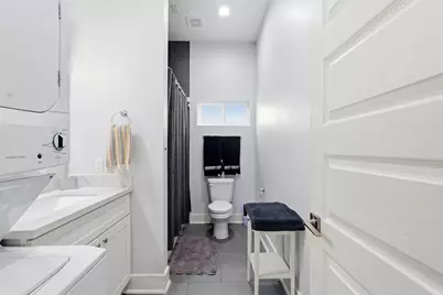 2620 Delafield Street #B, Houston, TX 77023 - Photo 12