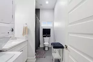 2620 Delafield St, Houston, TX 77023 - Photo 12