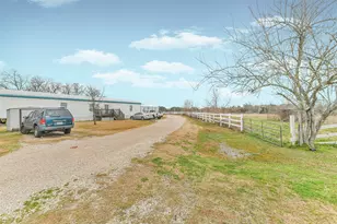 1300 N Battlebell Rd, Highlands, TX 77562 - Photo 6