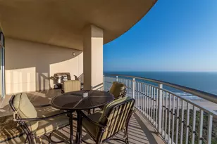 801 E Beach Dr, Galveston, TX 77550 - Photo 2