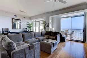 801 E Beach Dr, Galveston, TX 77550 - Photo 6
